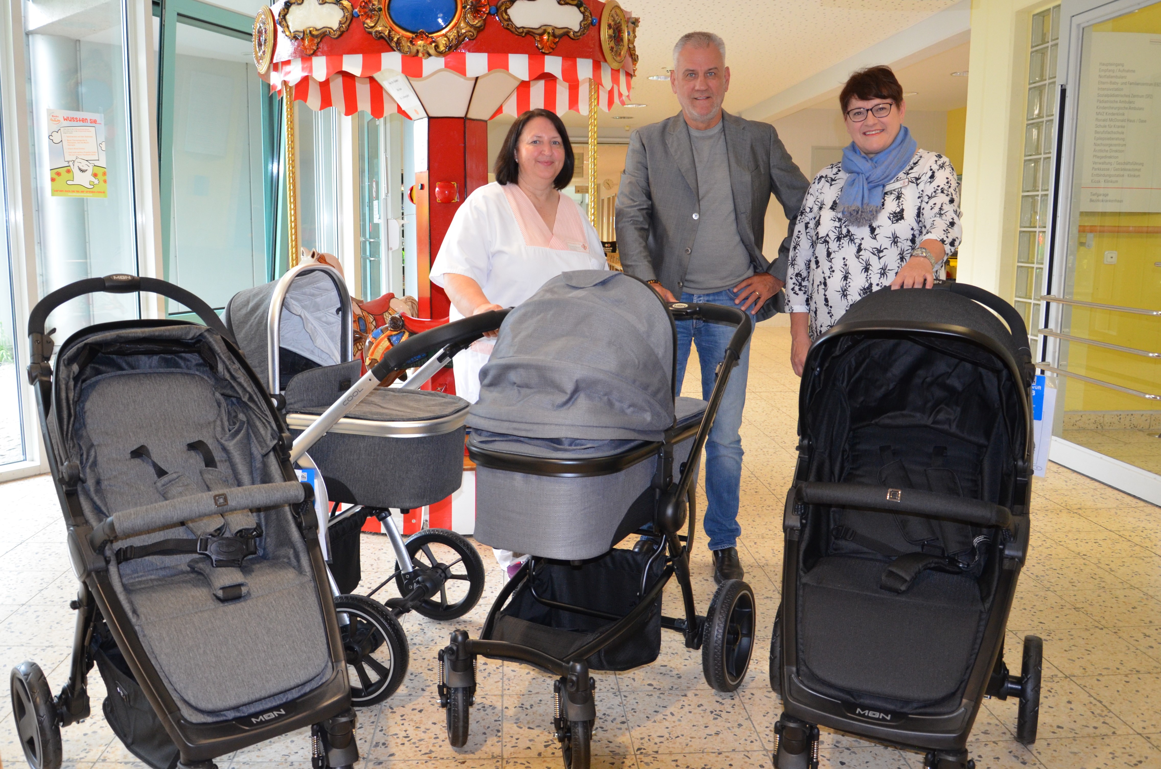 20190604 Neue Kinderwägen für Station 2